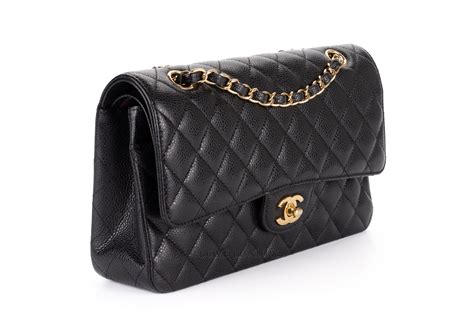 chanel medium classic flap caviar gold